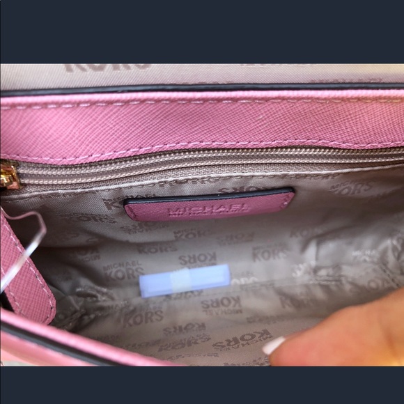 Michael Kors Jet Set Medium Pouchtte Crossbody - Picture 6 of 8